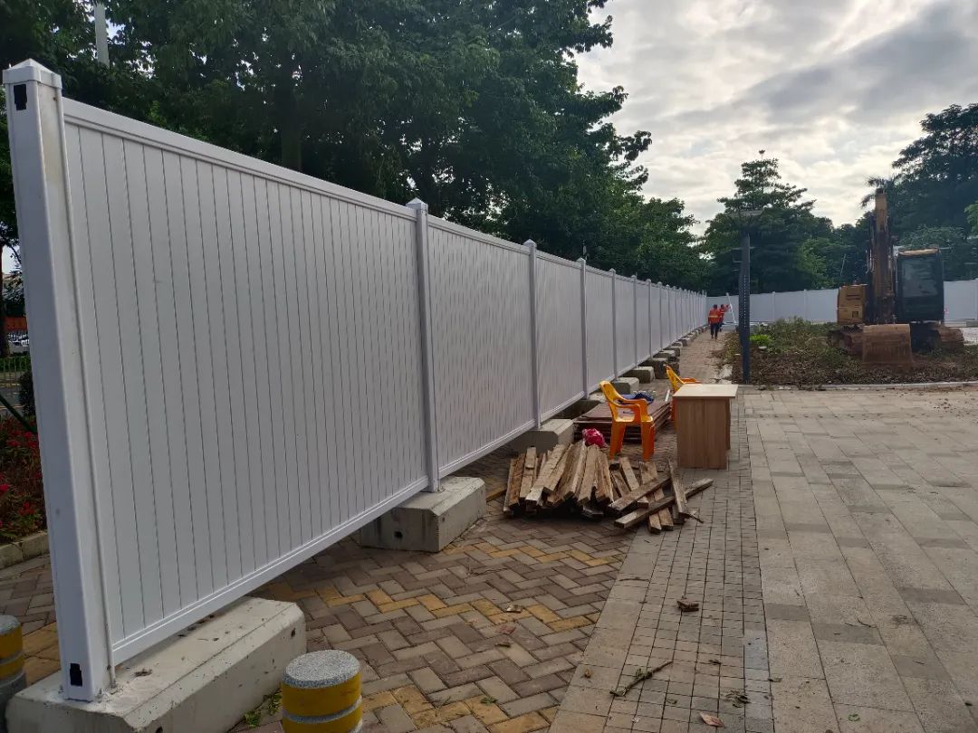 建筑項目施工建設的工程圍欄的主要由這三部分組成